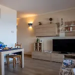Casamare Addaura - Your Romantic Seafront Hideaway דירה