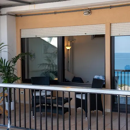 Casamare Addaura - Your Romantic Seafront Hideaway * Palermo