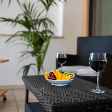 Casamare Addaura - Your Romantic Seafront Hideaway *